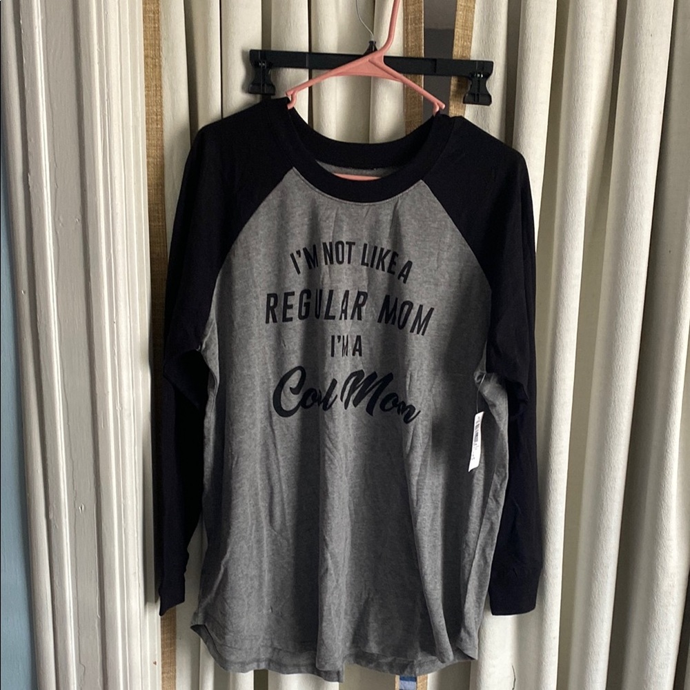 Black and Gray Long Sleeve Raglan Tee Casual Style